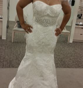 Oleg Cassini Wedding Dress